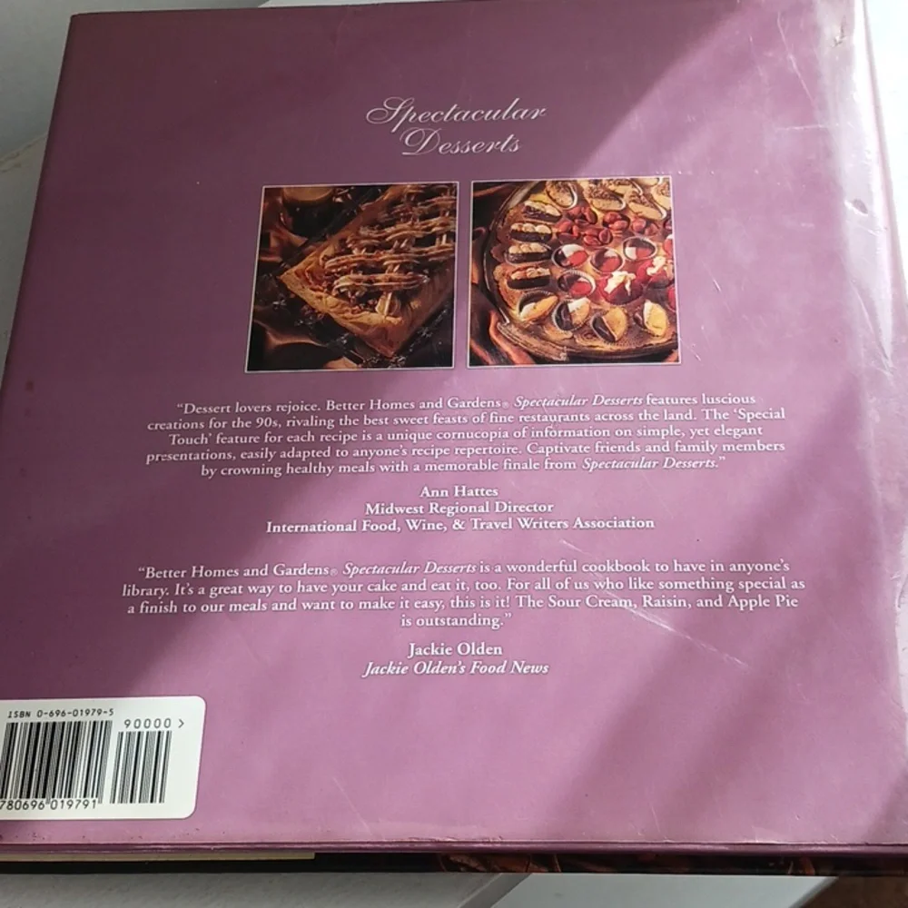 Better Homes and Gardens Spectacular Desserts (Hardcover 1992)